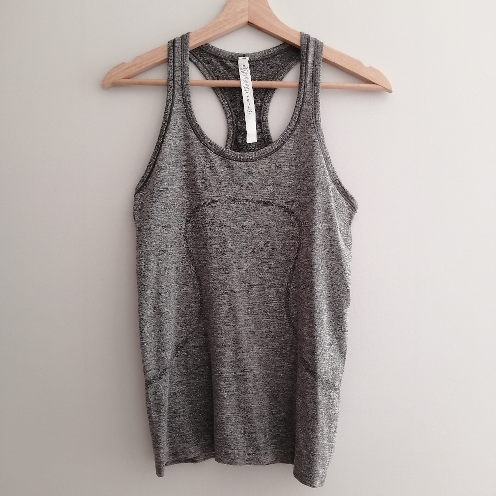 Lululemon Swiftly Tech Sparkle Tank Metallic Heathered Gray Black Silver Size 6